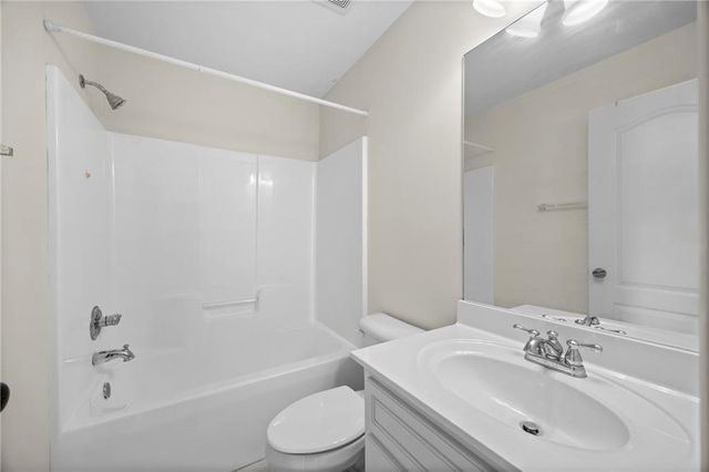 612 Baymist Court, Loganville, GA 30052