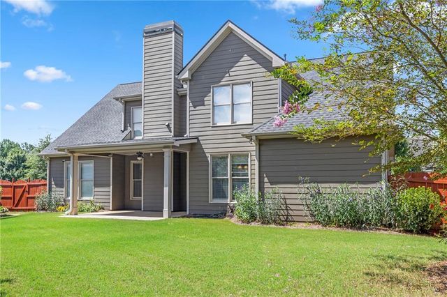 612 Baymist Court, Loganville, GA 30052