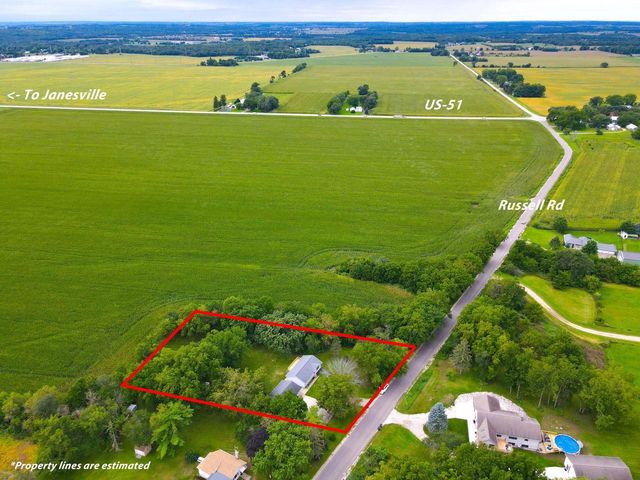 326 E Russell Road, Janesville, WI 53545