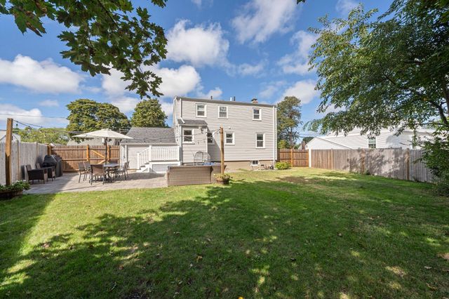 338 Green St, Weymouth, MA 02191