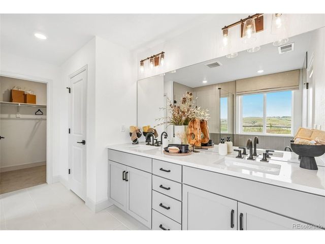 16923 Red Dawn Pl, Parker, CO 80134