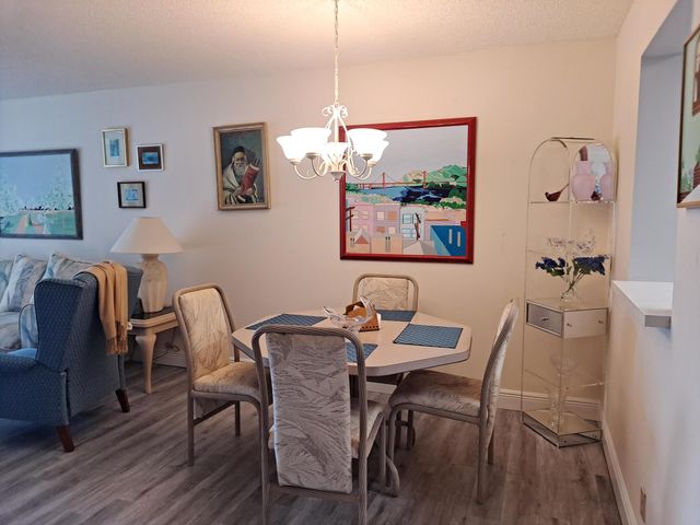 6795 Huntington Lane 405, Delray Beach, FL 33446