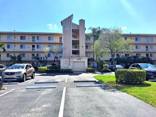 6795 Huntington Lane 405, Delray Beach, FL 33446