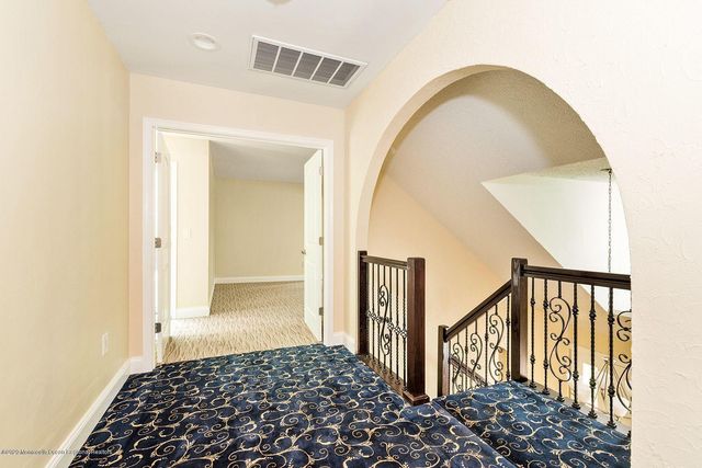 33 Heath Avenue, Oakhurst, NJ 07755