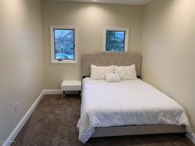 33 Heath Avenue, Oakhurst, NJ 07755