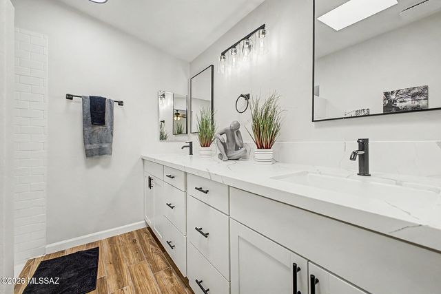 5090 N Calle Tobosa, Tucson, AZ 85749