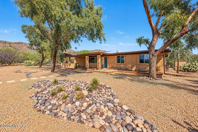 5090 N Calle Tobosa, Tucson, AZ 85749