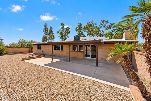 5090 N Calle Tobosa, Tucson, AZ 85749
