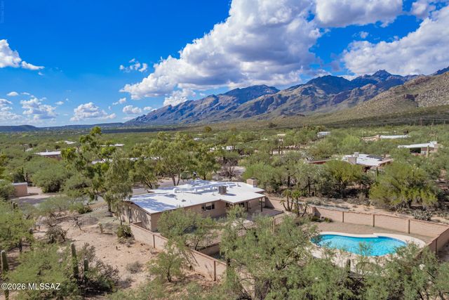 5090 N Calle Tobosa, Tucson, AZ 85749