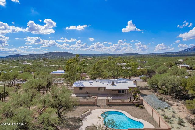 5090 N Calle Tobosa, Tucson, AZ 85749