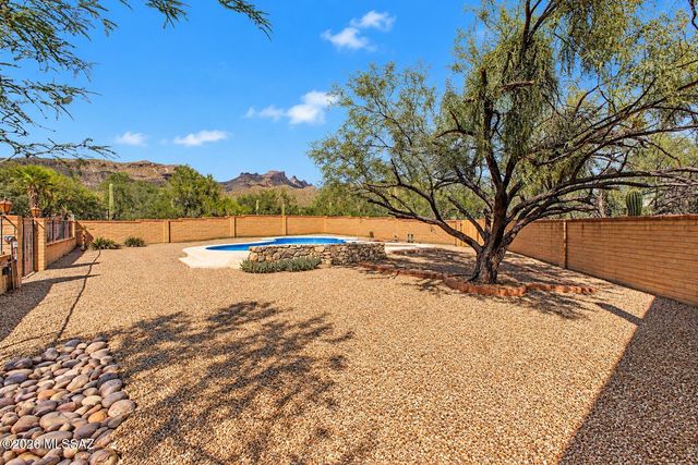 5090 N Calle Tobosa, Tucson, AZ 85749
