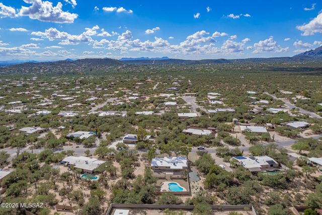 5090 N Calle Tobosa, Tucson, AZ 85749