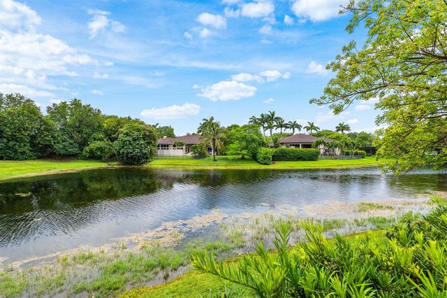 9460 Spiderlilly Court, Parkland, FL 33076
