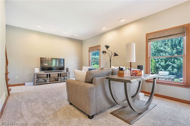 2931 Blue Ash Avenue NW, Canton, OH 44708