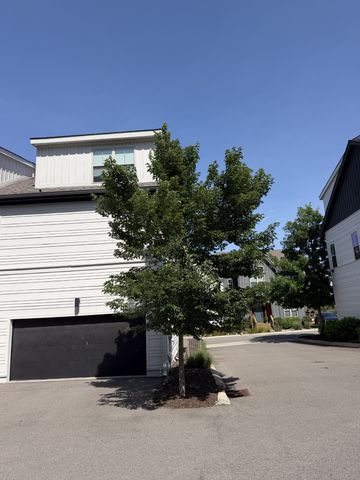 647 Nashua Ln, Nashville, TN 37209