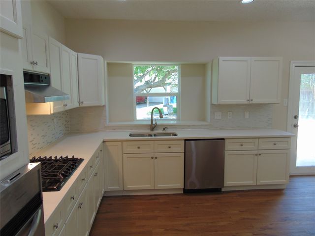 2503 Vanderbilt Court, Rowlett, TX 75088
