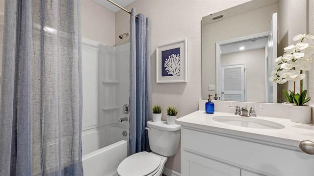 1932 TAMARACK PASS, Davenport, FL 33837