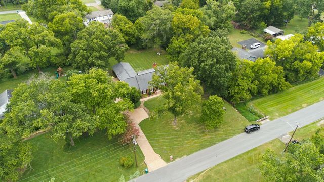 701 Shenandoah Dr, Brentwood, TN 37027
