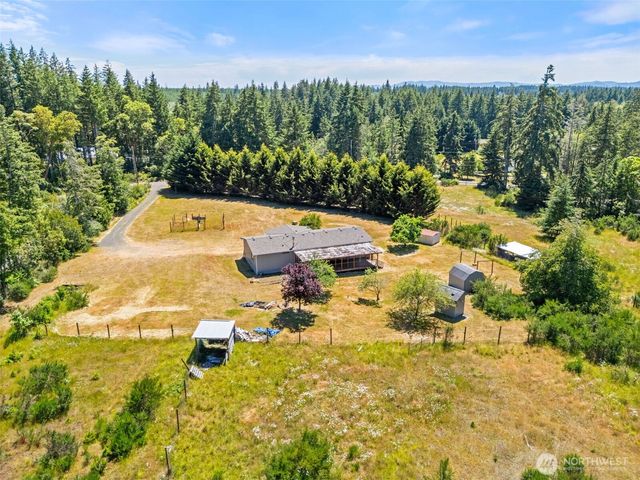 1491 E Spencer Lake Road, Shelton, WA 98584