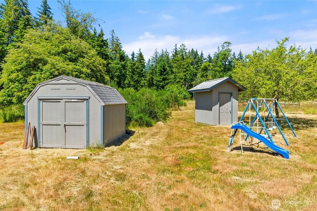 1491 E Spencer Lake Road, Shelton, WA 98584