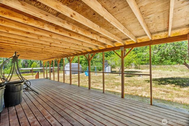 1491 E Spencer Lake Road, Shelton, WA 98584