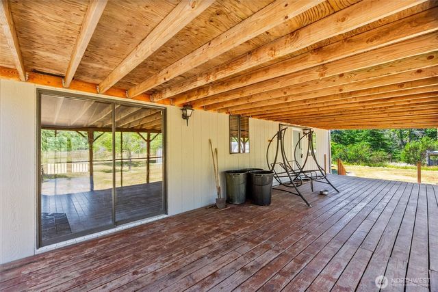 1491 E Spencer Lake Road, Shelton, WA 98584