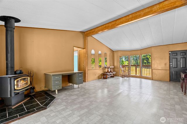 1491 E Spencer Lake Road, Shelton, WA 98584