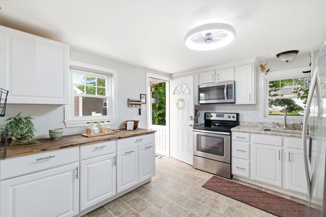 115 Flint Street, Manchester, NH 03103