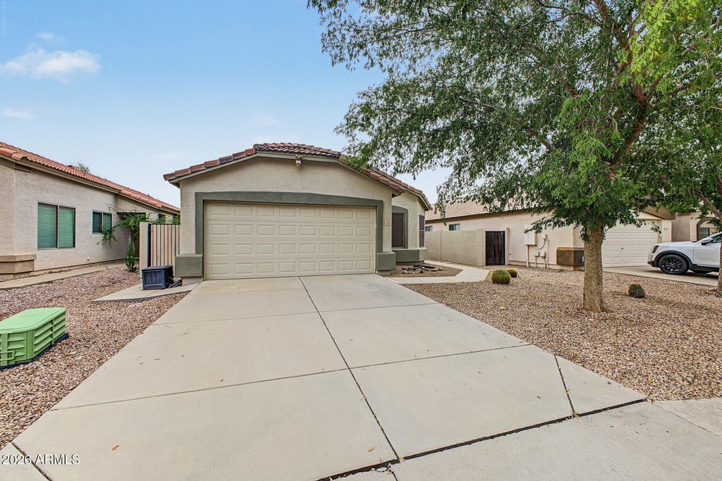 1129 E ELM Road, San Tan Valley, AZ 85140 — photo 4