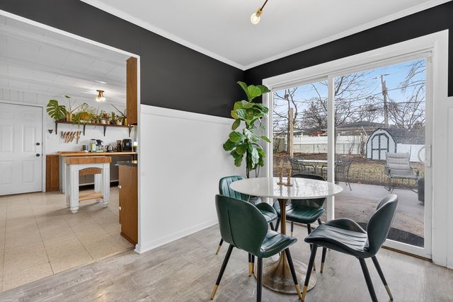 714 E Eisenhower Avenue, Palatine, IL 60074