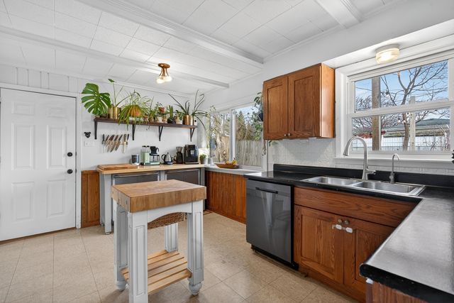 714 E Eisenhower Avenue, Palatine, IL 60074