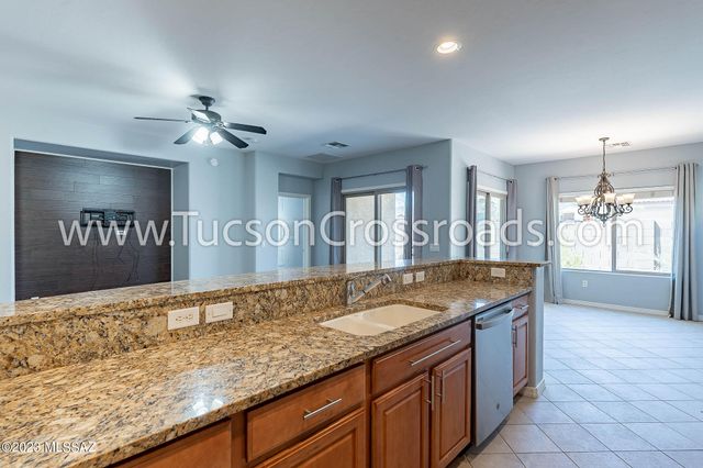 1254 W Versilia Drive, Oro Valley, AZ 85755