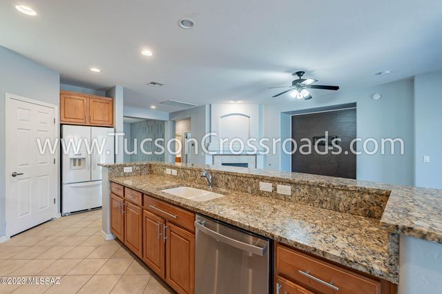 1254 W Versilia Drive, Oro Valley, AZ 85755