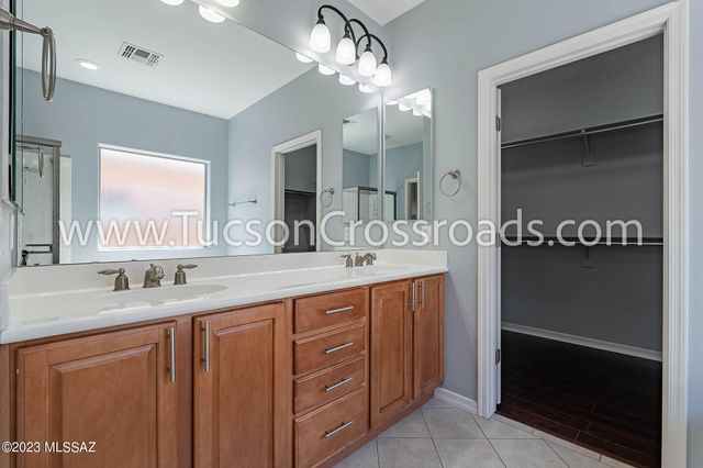1254 W Versilia Drive, Oro Valley, AZ 85755