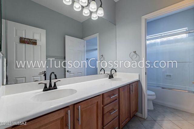 1254 W Versilia Drive, Oro Valley, AZ 85755