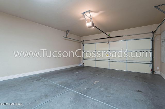 1254 W Versilia Drive, Oro Valley, AZ 85755