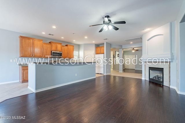 1254 W Versilia Drive, Oro Valley, AZ 85755