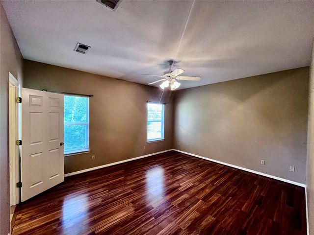 121 Autumn LN, Dripping Springs, TX 78620