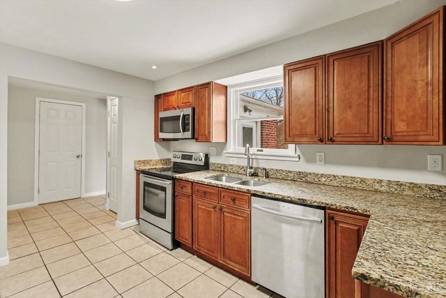 1244 Kent Drive, Miami Twp, OH 45150