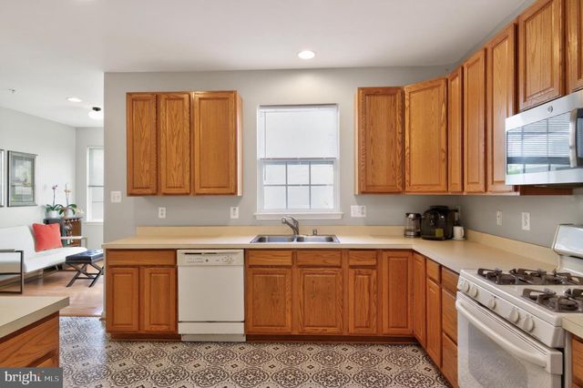 75 TWO RIVERS DR, Edgewater, MD 21037