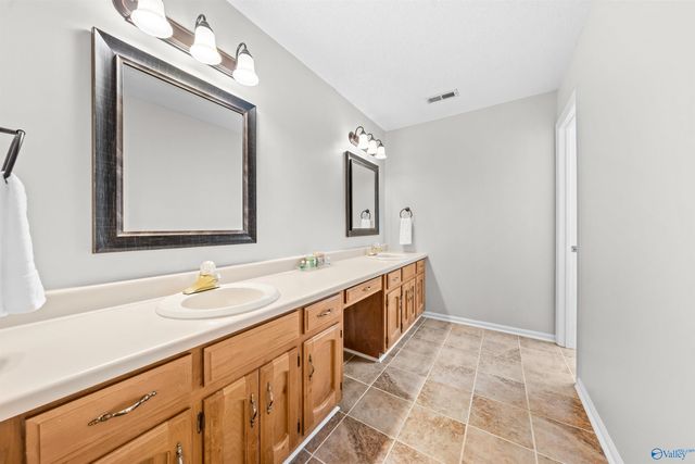 15024 Collier Drive, Huntsville, AL 35803