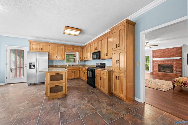 15024 Collier Drive, Huntsville, AL 35803