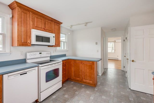 31 Faculty Road, Durham, NH 03824