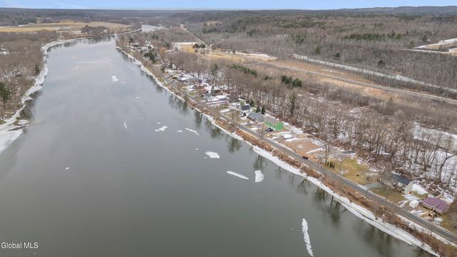 179 River Road, Schuylerville, NY 12871