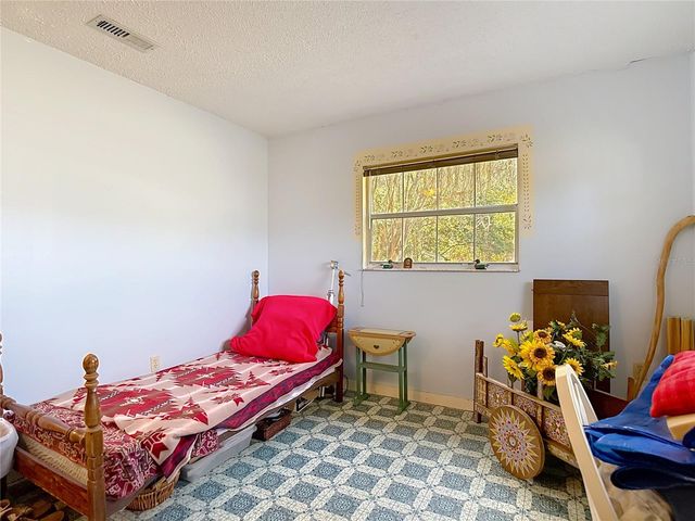 22380 POWELL ROAD, Brooksville, FL 34602