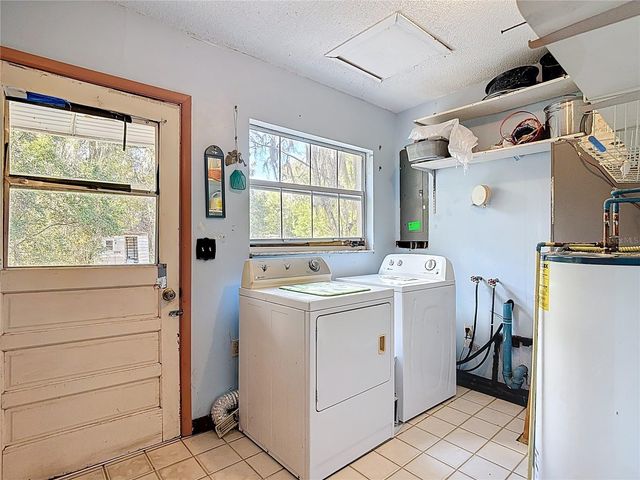 22380 POWELL ROAD, Brooksville, FL 34602