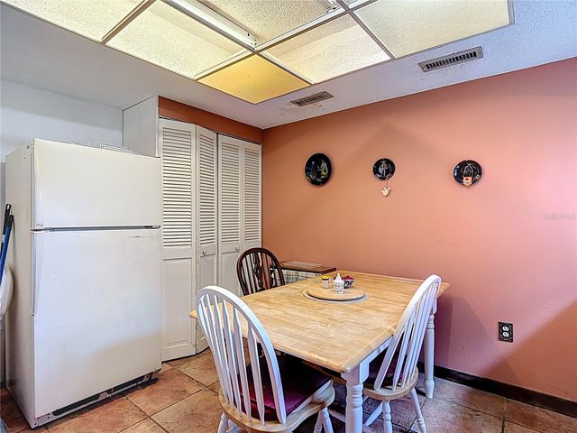 22380 POWELL ROAD, Brooksville, FL 34602