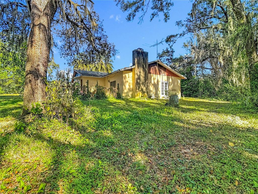 22380 POWELL ROAD, Brooksville, FL 34602