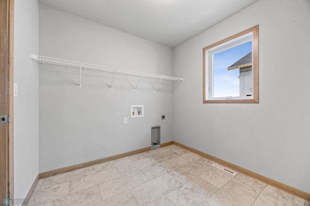 1045 61st Avenue W, West Fargo, ND 58078