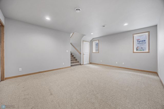 1045 61st Avenue W, West Fargo, ND 58078